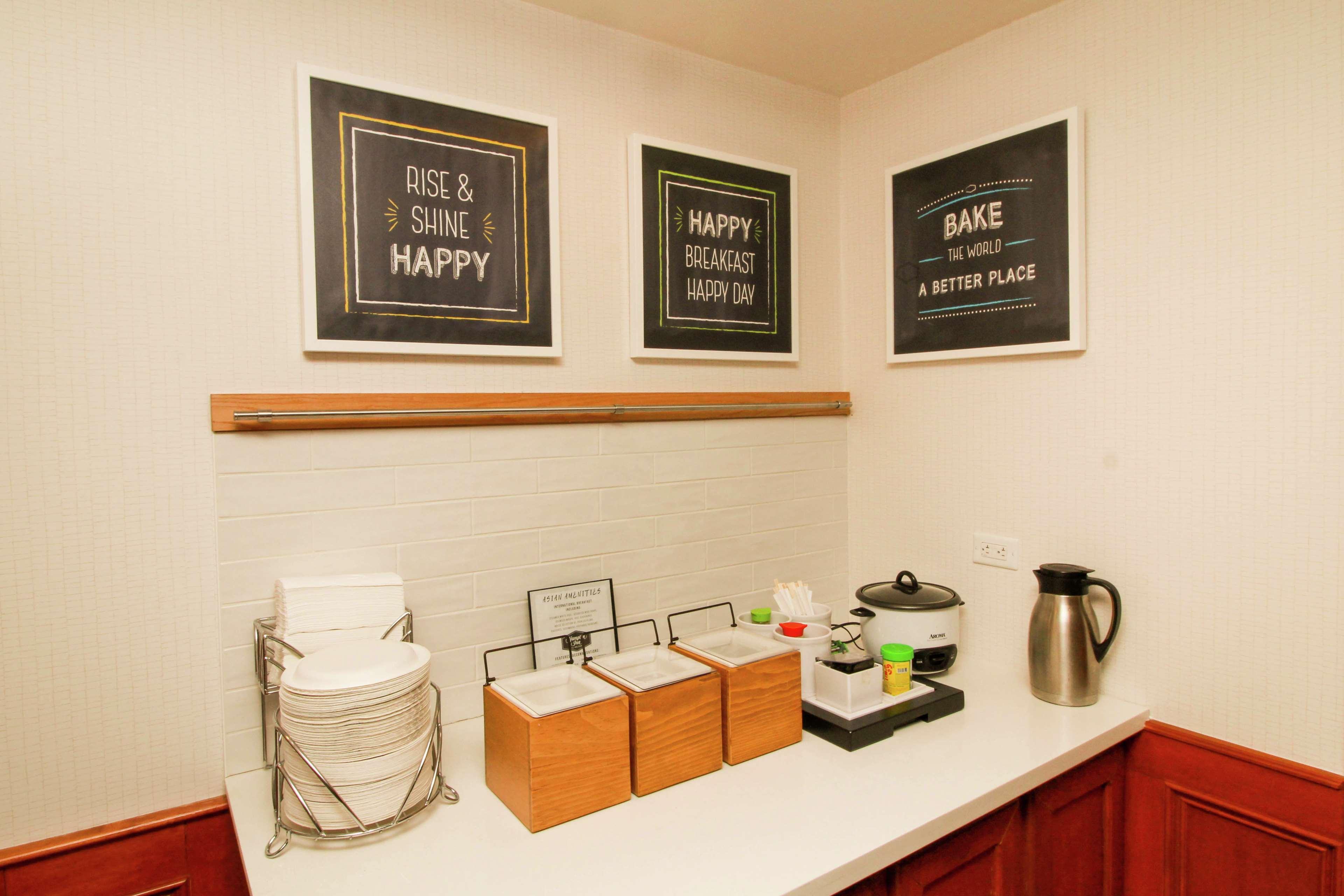 Hampton Inn Commerce/Novi Extérieur photo