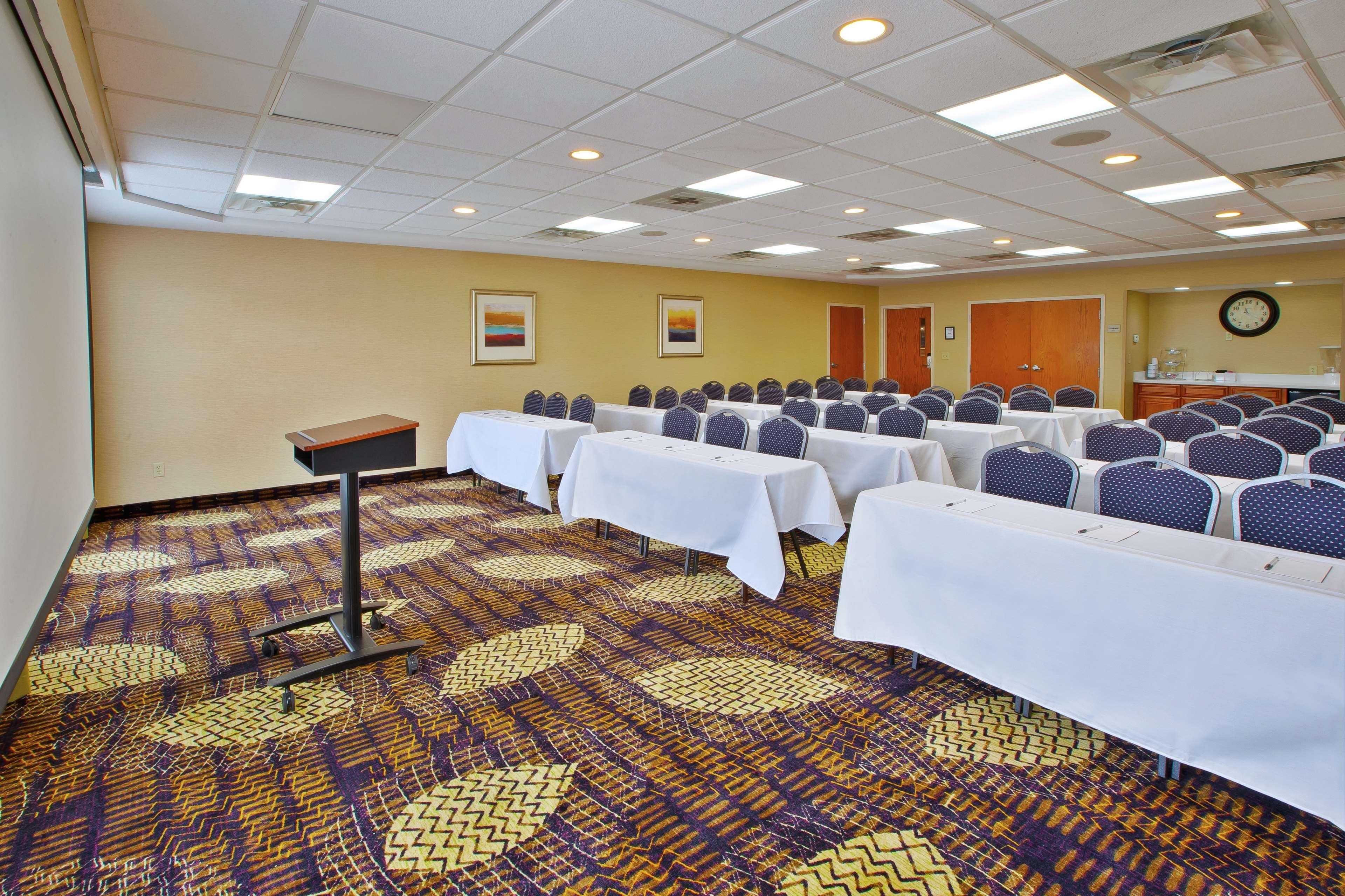 Hampton Inn Commerce/Novi Extérieur photo