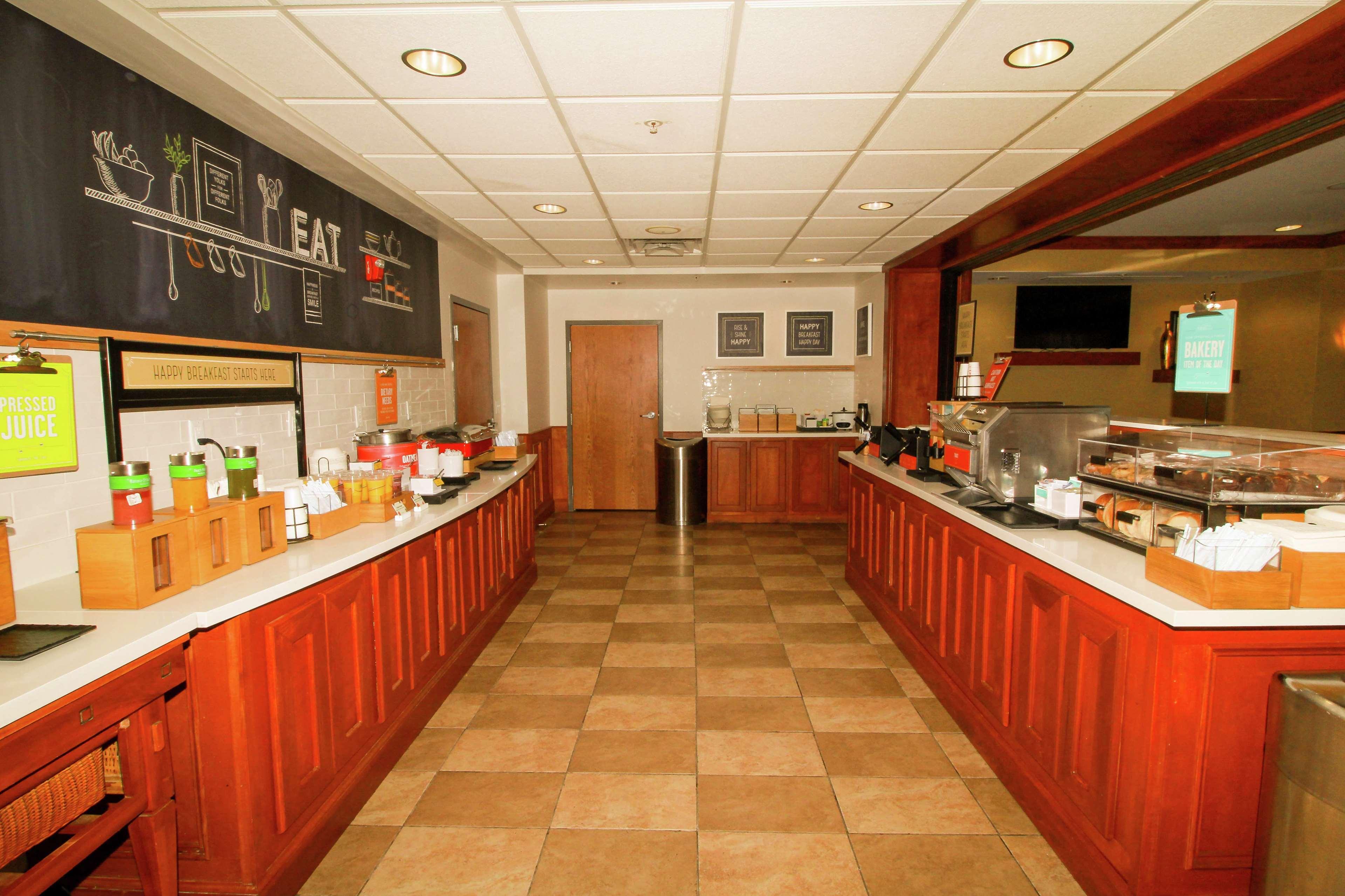 Hampton Inn Commerce/Novi Extérieur photo